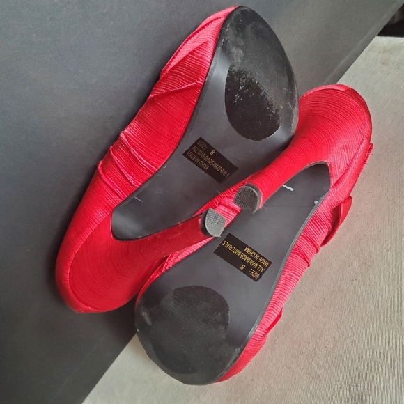 Qupid Red High Heels - Picture 3 of 3